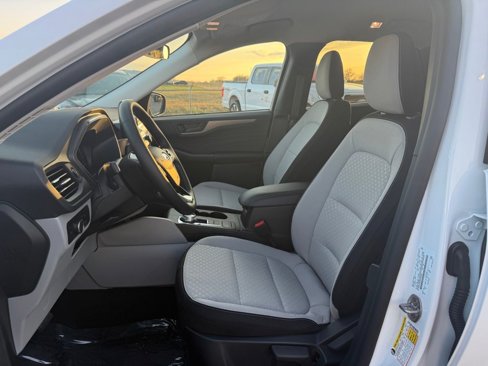 New 2025 Ford Escape Active w/ Cold Weather Package image 6