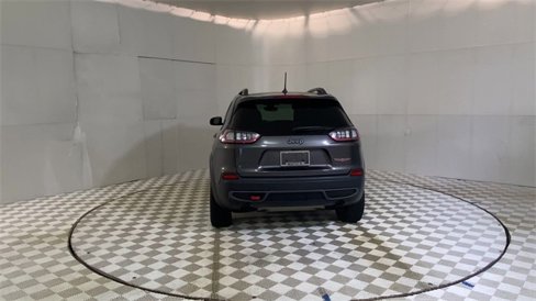 Used 2019 Jeep Cherokee Trailhawk w/ Cold Weather Group image 7