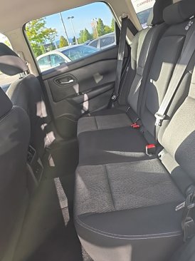 Used 2024 Nissan Rogue SV image 14