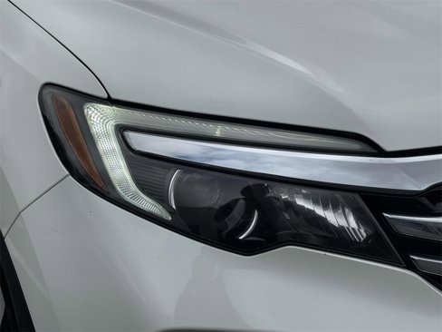 Used 2018 Honda Pilot Touring image 7
