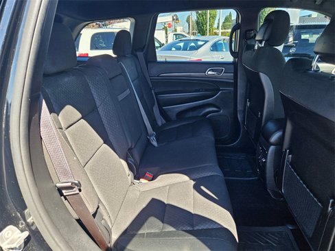 Used 2021 Jeep Grand Cherokee Laredo image 29
