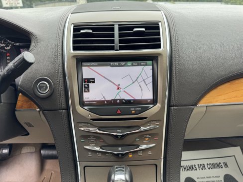 Used 2015 Lincoln MKX AWD w/ Equipment Group 102A image 5