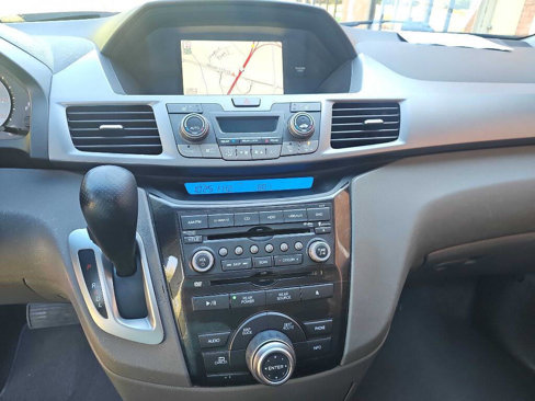 Used 2012 Honda Odyssey Touring image 17