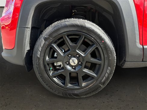 Used 2023 Jeep Renegade Latitude w/ Premium Group image 10