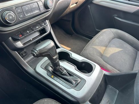 Used 2020 Chevrolet Colorado LT image 30