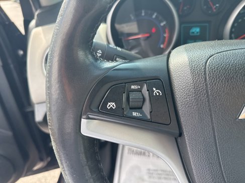 Used 2014 Chevrolet Cruze LT image 19