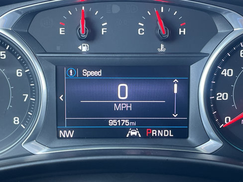 Used 2020 Chevrolet Equinox LT image 14