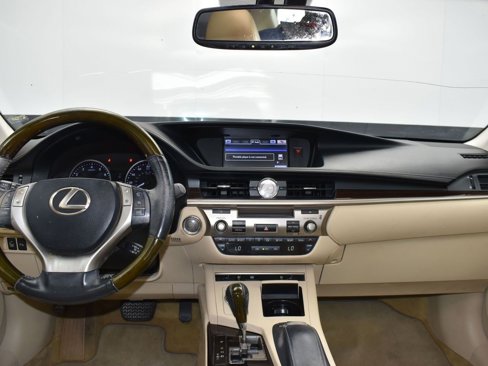 Used 2013 Lexus ES 350 image 19