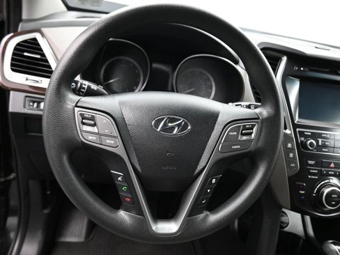 Used 2019 Hyundai Santa Fe XL SE image 15