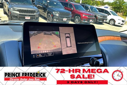 Used 2021 Nissan Armada SL w/ Captain's Chairs Package image 17