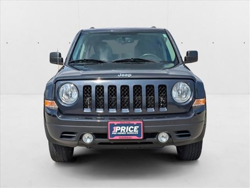 Used 2016 Jeep Patriot Latitude image 2