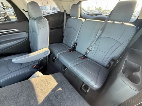 Used 2021 Buick Enclave Essence w/ Sound and Sites Package image 15