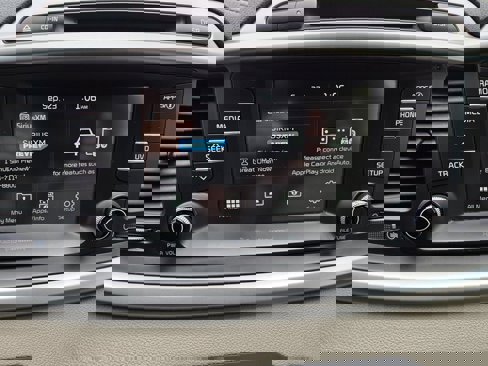 Used 2018 Kia Sorento LX image 19
