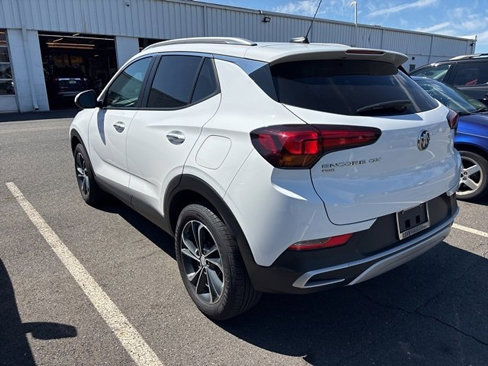Certified 2023 Buick Encore GX Select w/ Safety Package II image 4
