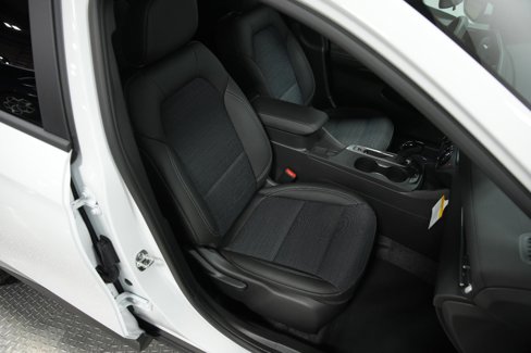 New 2025 Buick Envista Preferred image 19