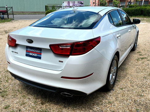 Used 2015 Kia Optima LX image 10