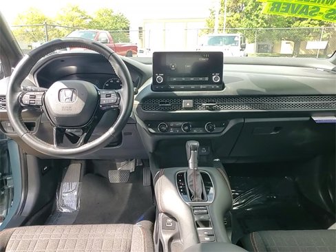 Used 2023 Honda HR-V Sport image 11