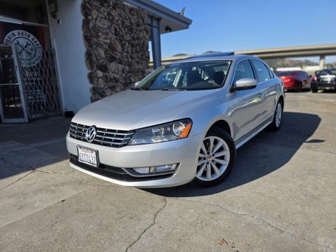 Used 2013 Volkswagen Passat 2.5 SEL Premium image 3