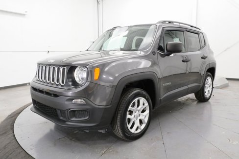 Used 2018 Jeep Renegade Sport w/ Power & Air Group image 3