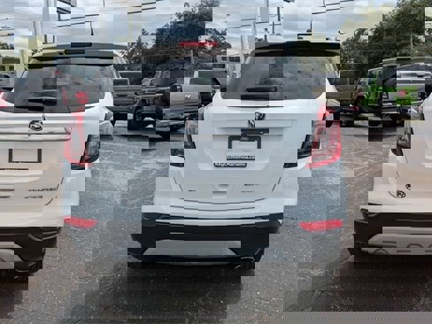 Used 2019 Buick Encore Preferred image 5