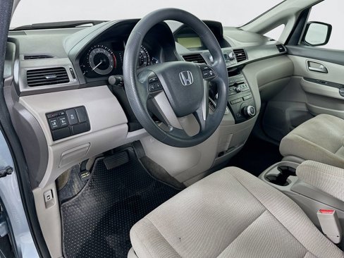 Used 2011 Honda Odyssey EX image 9