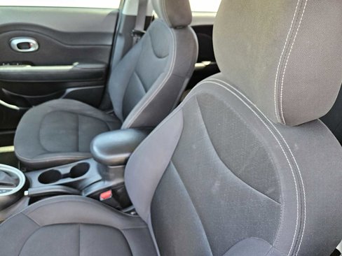 Used 2016 Kia Soul image 15