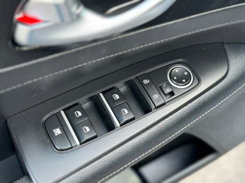 Used 2023 Kia Forte GT-Line image 9
