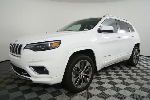 Used 2019 Jeep Cherokee Overland w/ Technology Group image 8