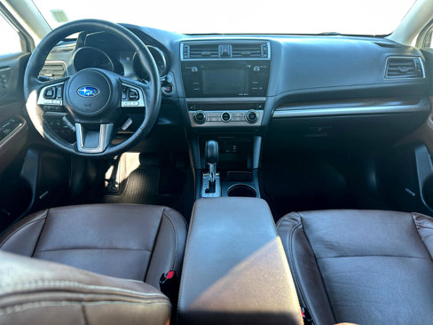 Used 2017 Subaru Outback 3.6R Touring w/ Popular Package #5A image 10