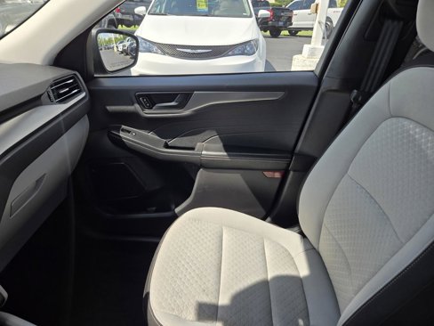 Used 2024 Ford Escape Active image 13