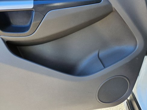 Used 2020 Ford Transit Connect XLT image 14