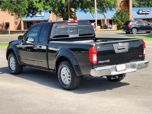 Used 2015 Nissan Frontier SV w/ SV Value Truck Package image 6