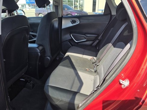 Used 2023 Kia Soul LX image 20