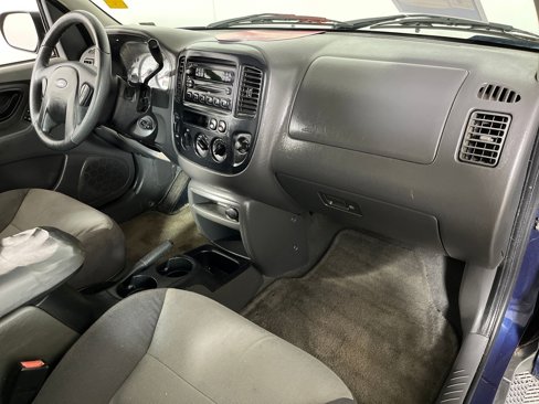 Used 2003 Ford Escape XLS image 23