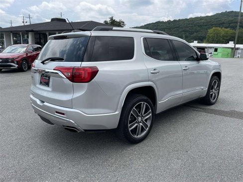 Used 2018 GMC Acadia Denali w/ Technology Package image 4