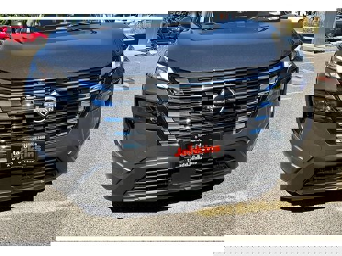 Used 2024 Nissan Rogue SV image 29