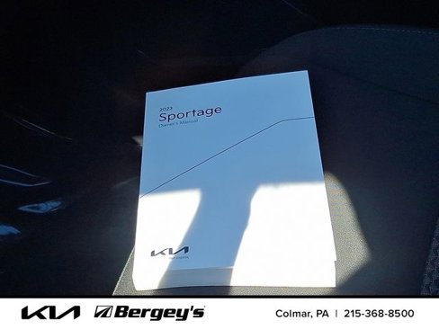 Used 2023 Kia Sportage LX image 24