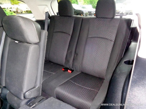 Used 2017 Dodge Journey SXT w/ Comfort/Convenience Group image 15