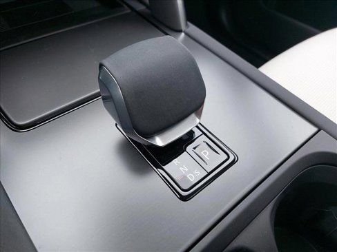 New 2025 Land Rover Discovery Sport S image 21