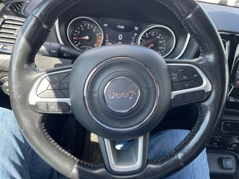 Used 2019 Jeep Compass Altitude image 14