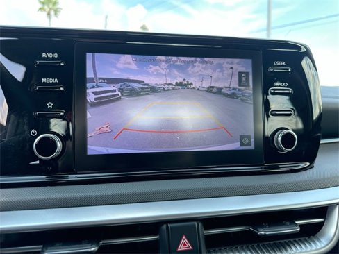 Certified 2022 Kia K5 LXS image 19