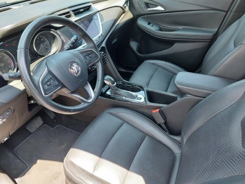 Used 2021 Buick Encore GX Essence w/ Experience Buick Package image 9