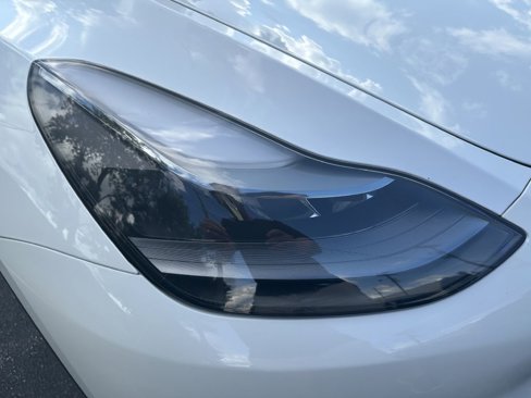 Used 2022 Tesla Model Y Performance image 13