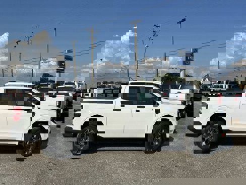 New 2025 Ford Maverick XLT w/ Equipment Group 302A image 4