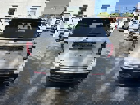 Used 2020 Ford Explorer Limited image 6