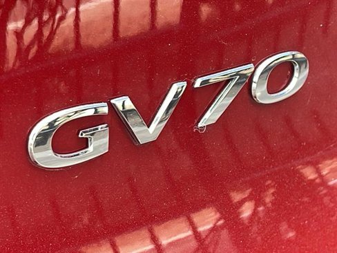 Used 2025 Genesis GV70 2.5T image 8