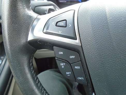 Used 2015 Ford Edge Titanium w/ Technology Package image 20