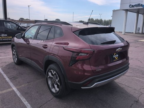 New 2025 Chevrolet Trax LT w/ Driver Confidence Package image 3