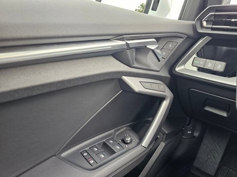 Used 2025 Audi A3 2.0T Premium image 28