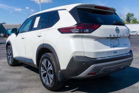 Used 2021 Nissan Rogue SV image 8